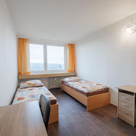 Hostel Tvm Tower Modrany Praga Zewnętrze zdjęcie