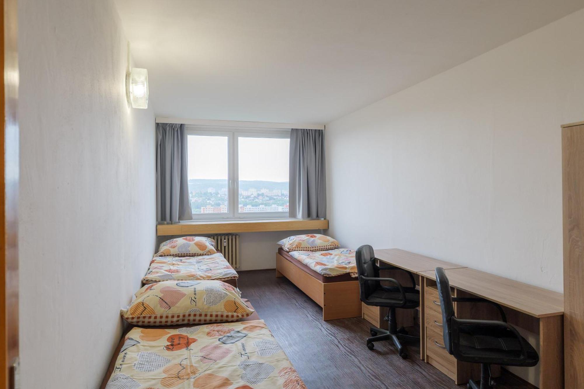 Hostel Tvm Tower Modrany Praga Zewnętrze zdjęcie